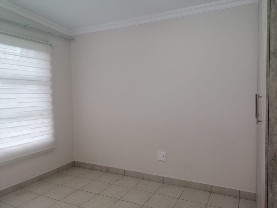 To Let 3 Bedroom Property for Rent in Waterval East North West